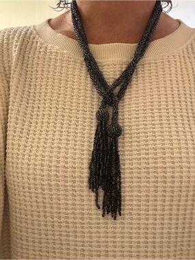 Flapper-style Navy Rope Beaded Lariat Necklace with Tassels